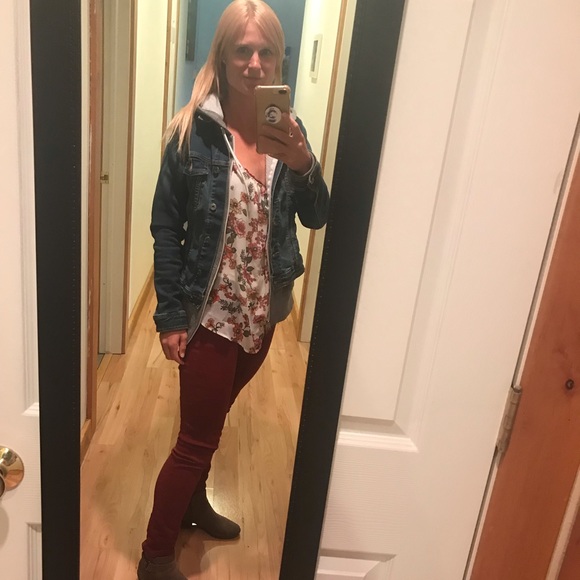 Meet your Posher ^ Steph - Picture 8 of 8